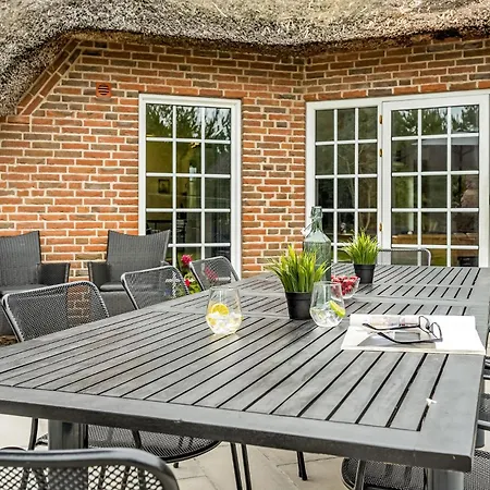 Holiday home Beautiful In Ringkobing With Kitchen